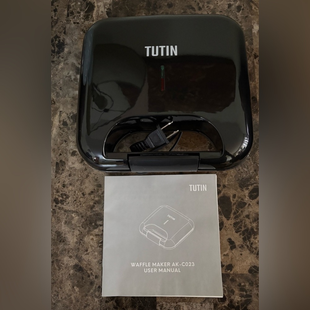 Tutin Waffle Maker AK- C023 Black Plug In Belgian 2 Slice Kitchen New w/o Box